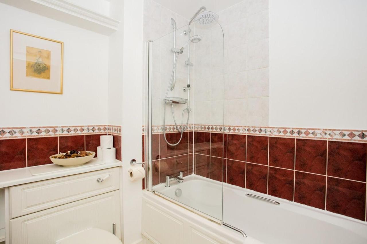 1 Bedroom Apartment On The Riverbank Near St Paul'S London Exterior photo